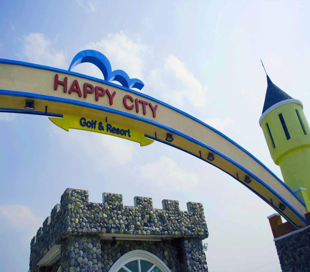 Happy City Golf & Resort Chiang Rai Exterior foto