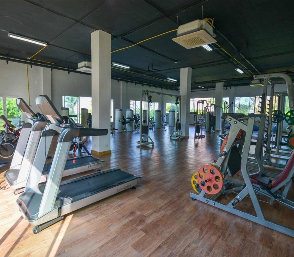 Happy City Golf & Resort Chiang Rai Exterior foto